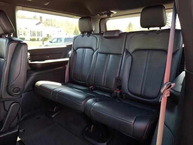 2025 Jeep Wagoneer Carbide 4x4