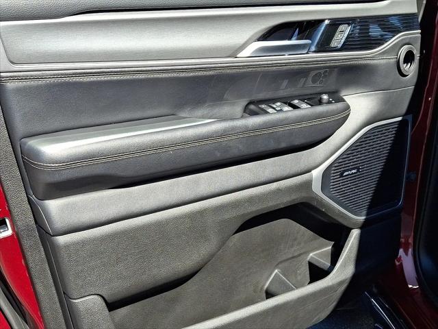 2025 Jeep Wagoneer Carbide 4x4