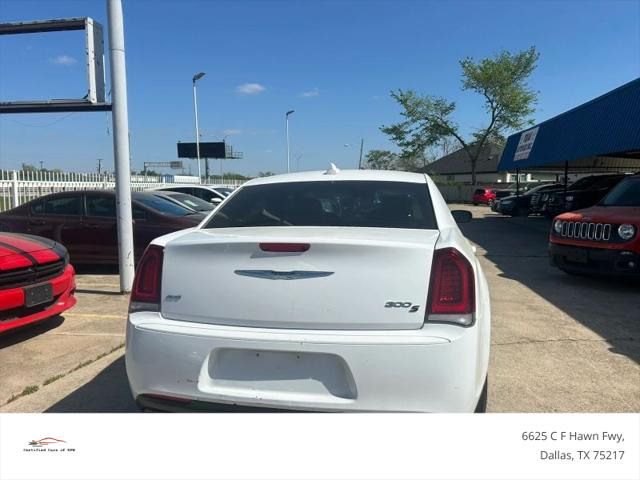 2016 Chrysler 300 300S