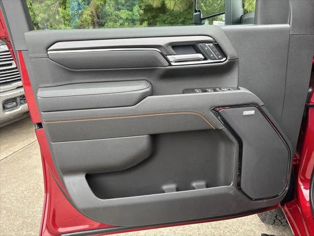 2026 GMC Sierra 2500HD Crew Cab, Standard Bed, AT4, 4WD