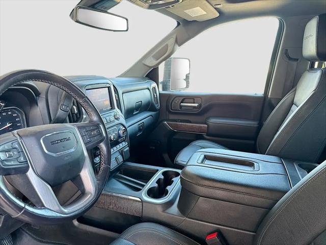 2022 GMC Sierra 2500HD 4WD Crew Cab Standard Bed Denali