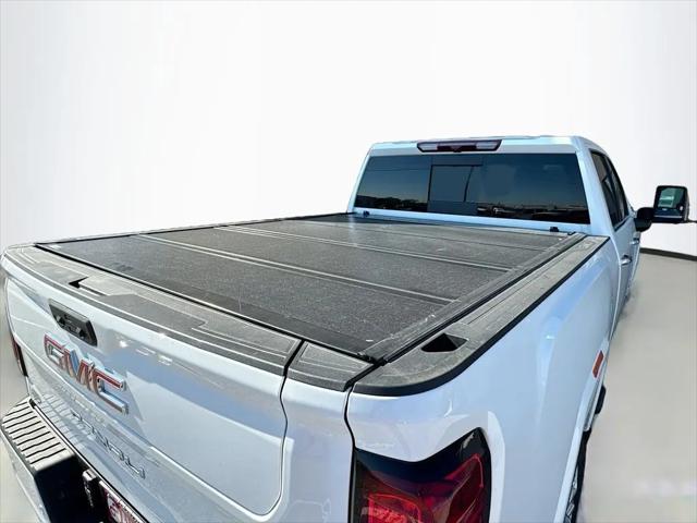 2022 GMC Sierra 2500HD 4WD Crew Cab Standard Bed Denali