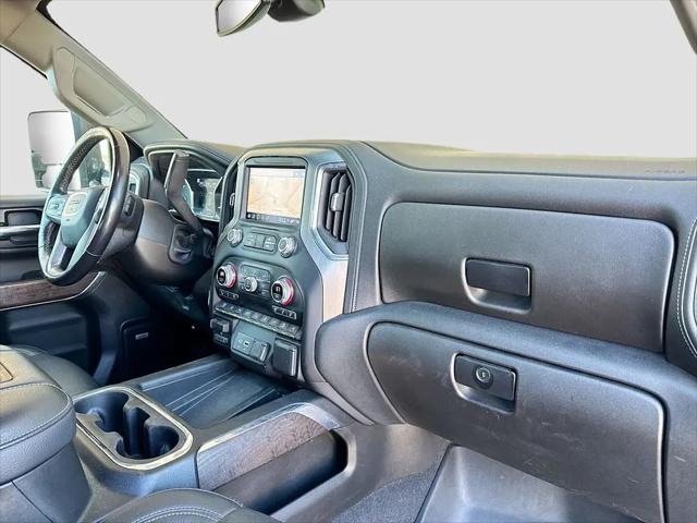 2022 GMC Sierra 2500HD 4WD Crew Cab Standard Bed Denali