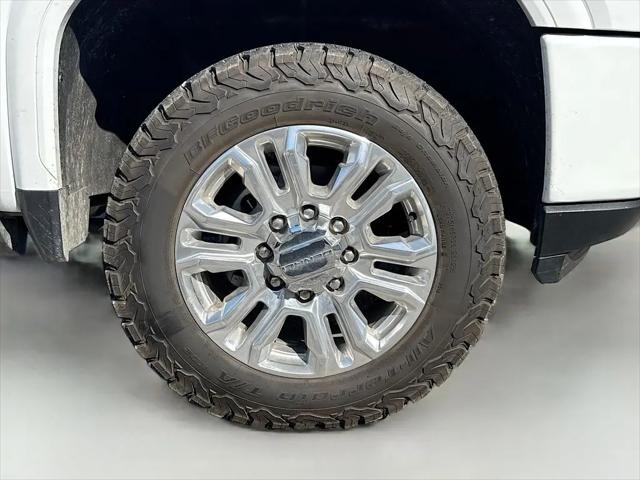 2022 GMC Sierra 2500HD 4WD Crew Cab Standard Bed Denali