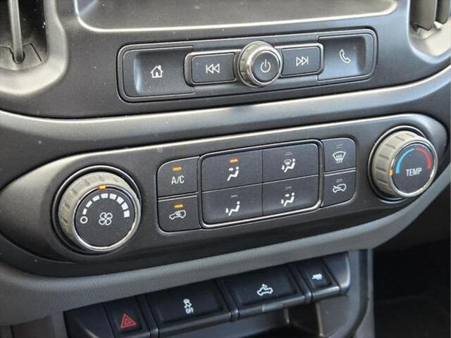 2022 Chevrolet Colorado 2WD Crew Cab Short Box WT