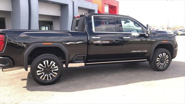 2025 GMC Sierra 2500HD 4WD Crew Cab Standard Bed Denali Ultimate