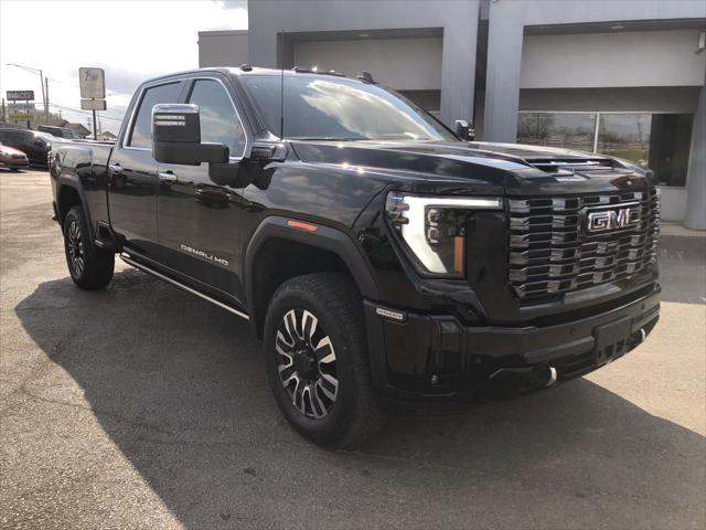 2025 GMC Sierra 2500HD 4WD Crew Cab Standard Bed Denali Ultimate