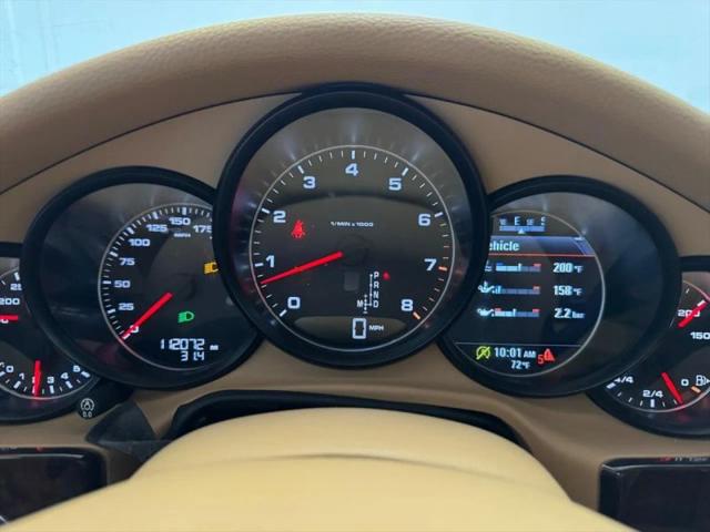 2015 Porsche Panamera 4