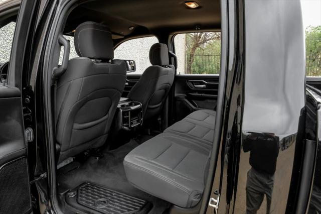 2024 Ram 1500 Big Horn Crew Cab 4x4 5'7" Box