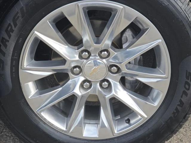 2023 Chevrolet Suburban 4WD Premier