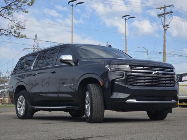 2023 Chevrolet Suburban 4WD Premier