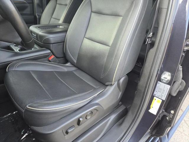 2023 Chevrolet Suburban 4WD Premier