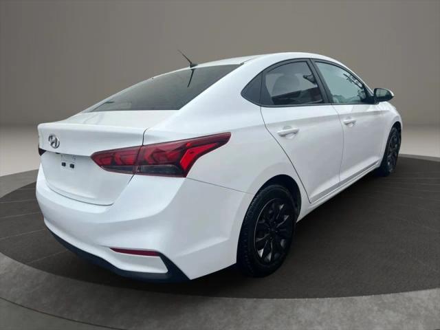 2022 Hyundai Accent SE