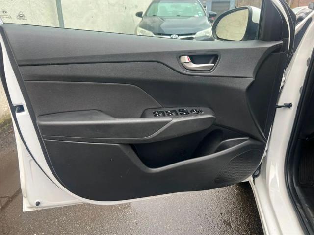 2022 Hyundai Accent SE