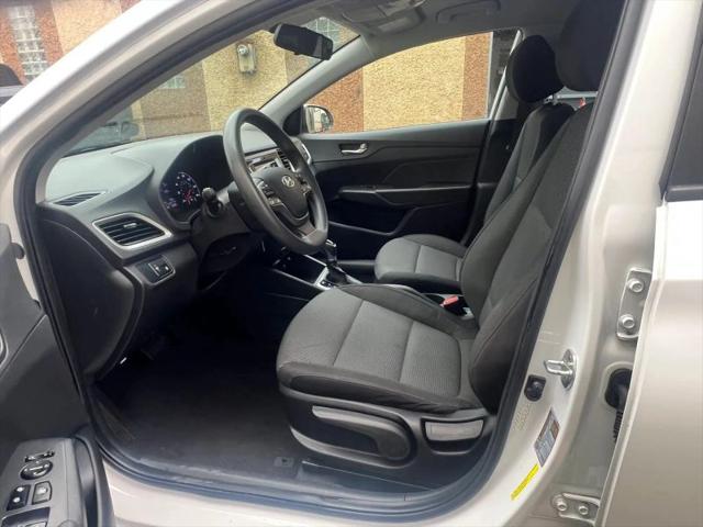2022 Hyundai Accent SE