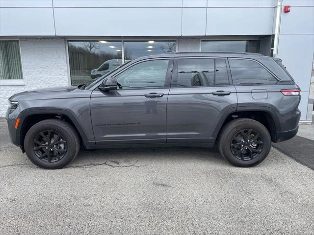 2026 Jeep Grand Cherokee GRAND CHEROKEE LAREDO ALTITUDE 4X4