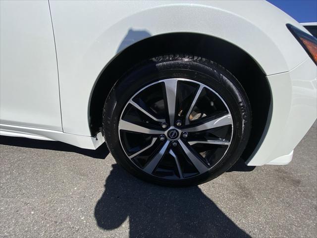 2023 Nissan Maxima SV Xtronic CVT