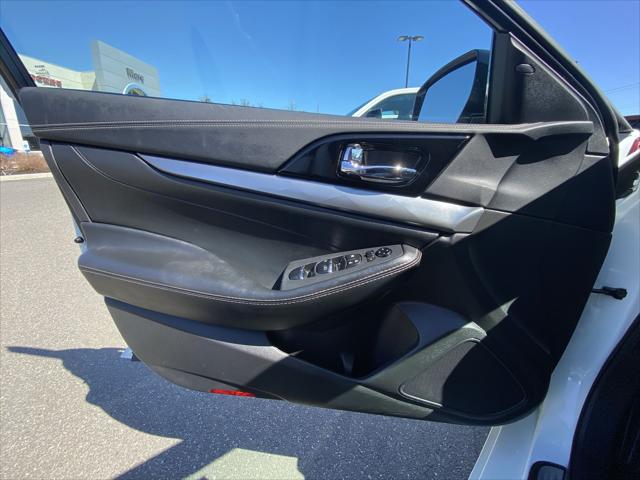 2023 Nissan Maxima SV Xtronic CVT