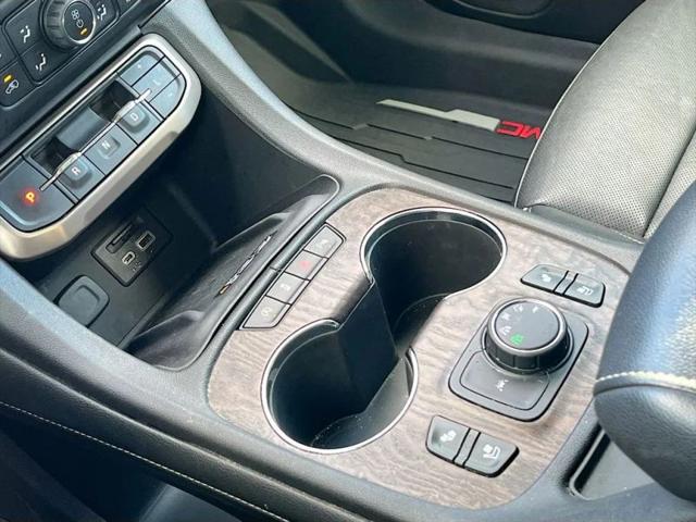 2021 GMC Acadia AWD Denali