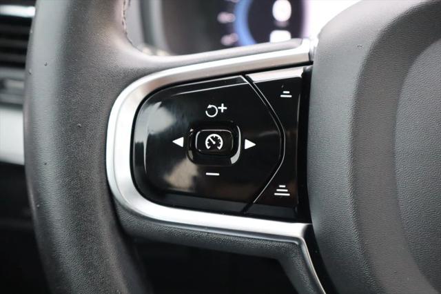 2023 Volvo XC90 B5 Core