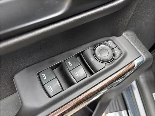 2020 Chevrolet Silverado 1500 2WD Crew Cab Short Bed LT