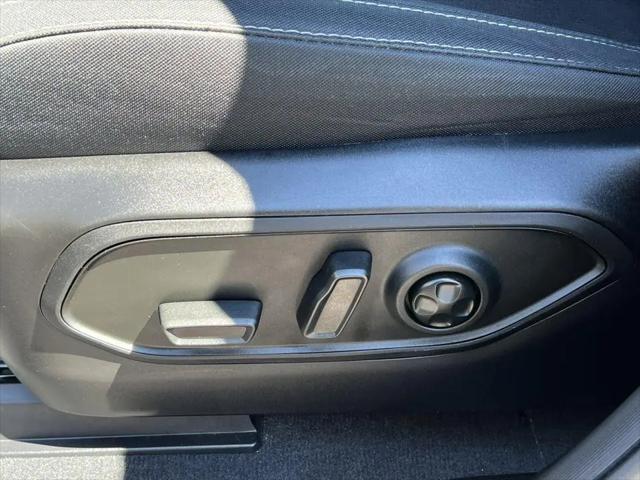 2025 Jeep Grand Cherokee L Laredo 4x4