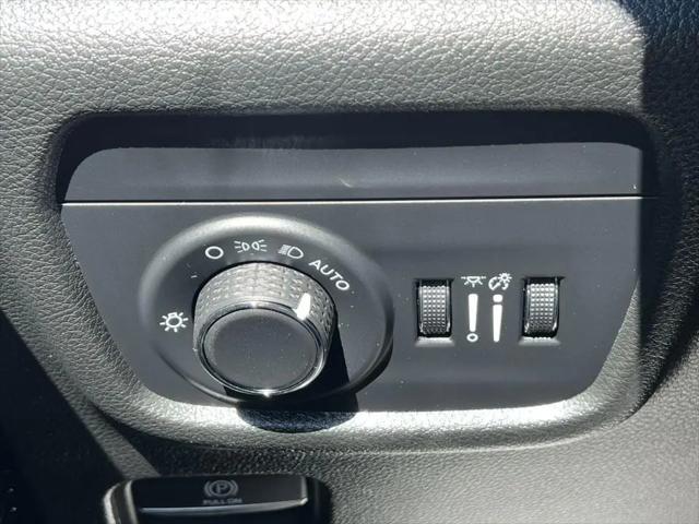 2025 Jeep Grand Cherokee L Laredo 4x4