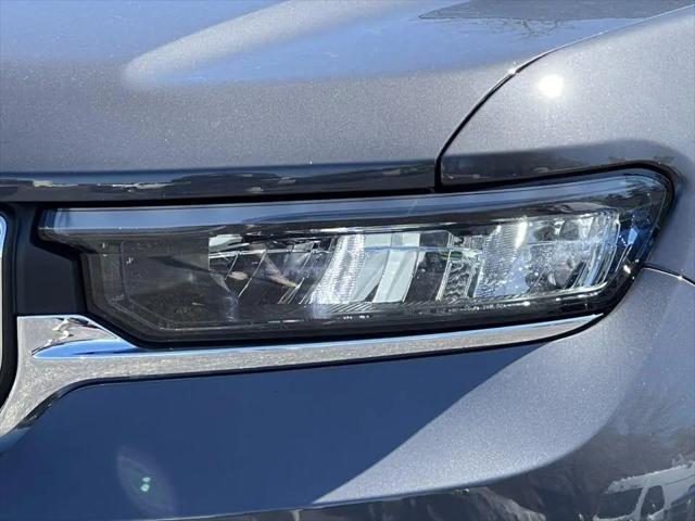 2025 Jeep Grand Cherokee L Laredo 4x4