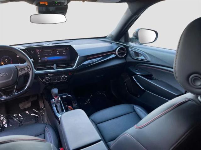2025 Chevrolet Trax FWD 2RS