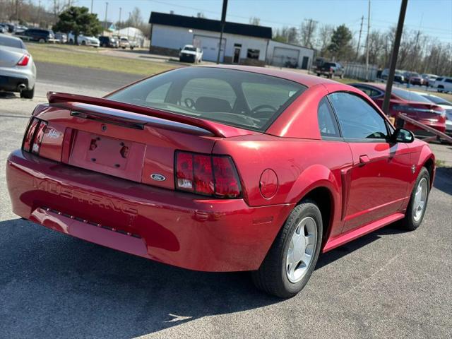 1999 Ford Mustang Base