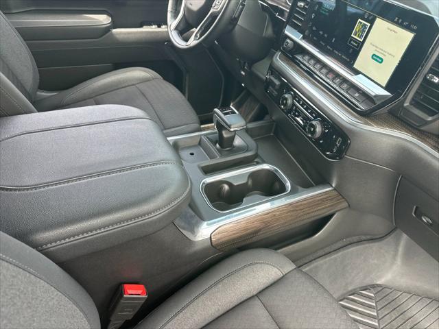 2025 Chevrolet Silverado 1500 4WD Crew Cab Standard Bed RST
