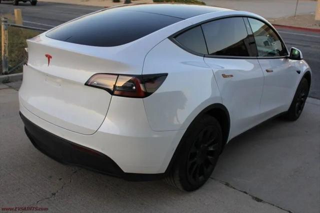 2022 Tesla Model Y Long Range Dual Motor All-Wheel Drive