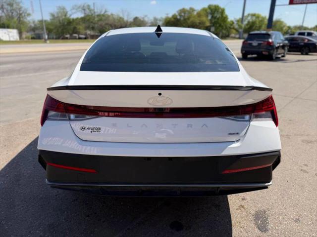2025 Hyundai Elantra Hybrid SEL Sport