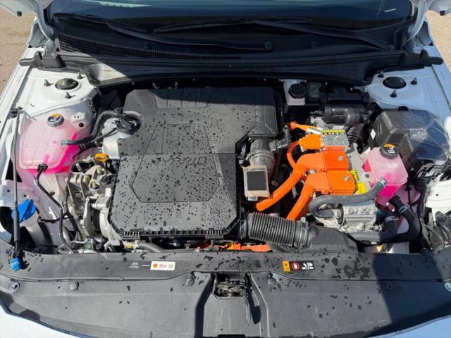 2025 Hyundai Elantra Hybrid SEL Sport