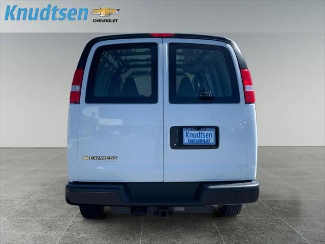 2026 Chevrolet Express Cargo Van 2500 Regular Wheelbase, WT, RWD