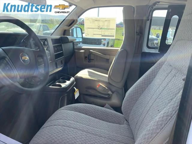2026 Chevrolet Express Cargo Van 2500 Regular Wheelbase, WT, RWD
