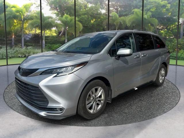 2021 Toyota Sienna Limited for sale in Fort Myers, FL
