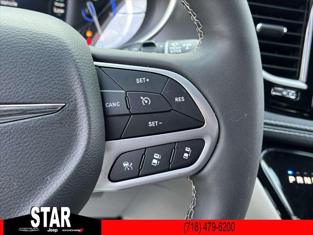 2023 Chrysler Pacifica Hybrid Touring L