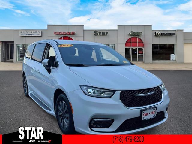 2023 Chrysler Pacifica Hybrid Touring L for sale in Queens Village, NY