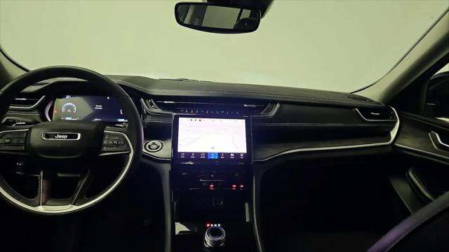 2023 Jeep Grand Cherokee Limited 4x2
