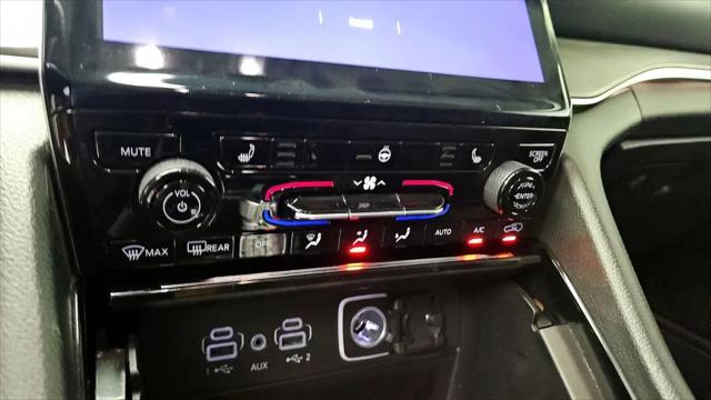 2023 Jeep Grand Cherokee Limited 4x2