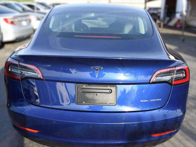 2022 Tesla Model 3 Long Range Dual Motor All-Wheel Drive