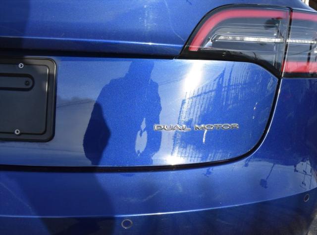 2022 Tesla Model 3 Long Range Dual Motor All-Wheel Drive