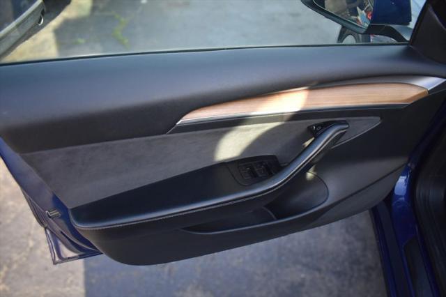 2022 Tesla Model 3 Long Range Dual Motor All-Wheel Drive