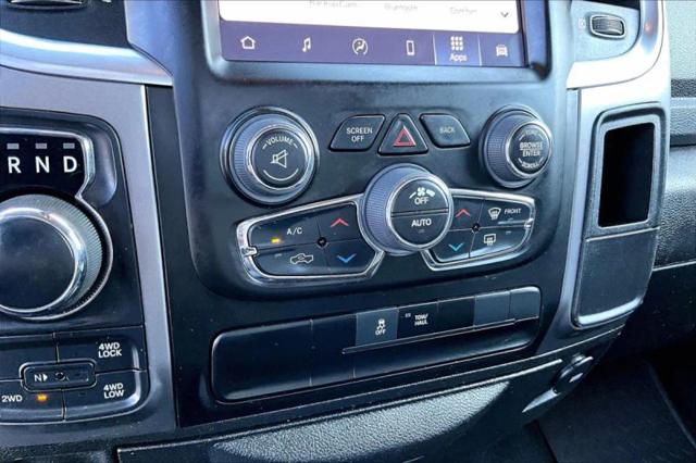 2023 Ram 1500 Classic SLT Crew Cab 4x4 5'7" Box