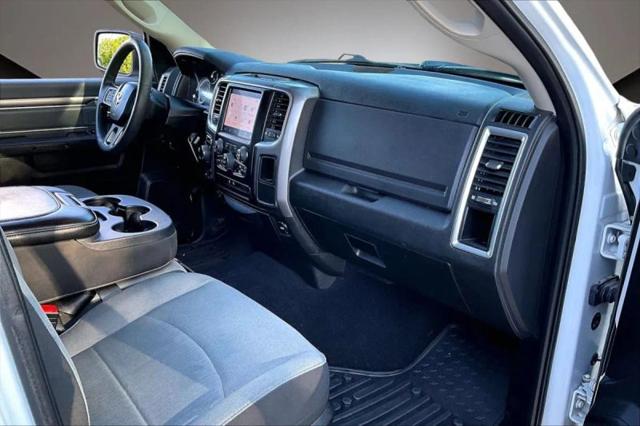 2023 Ram 1500 Classic SLT Crew Cab 4x4 5'7" Box