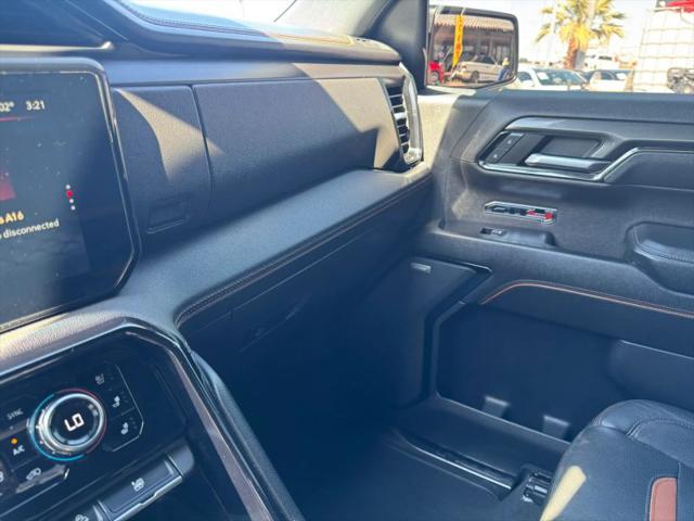 2023 GMC Sierra 1500 4WD Crew Cab Short Box AT4