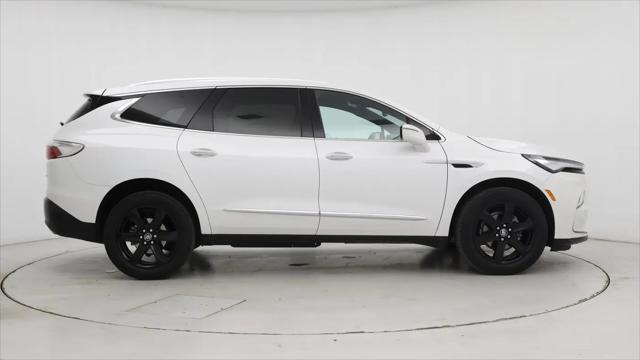 2023 Buick Enclave Essence FWD