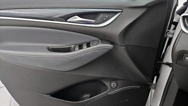 2023 Buick Enclave Essence FWD