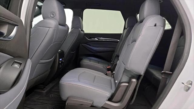 2023 Buick Enclave Essence FWD